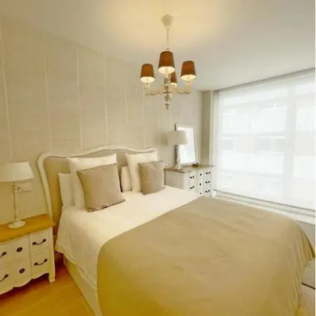 Calido Apartamento En El Centro شقة *